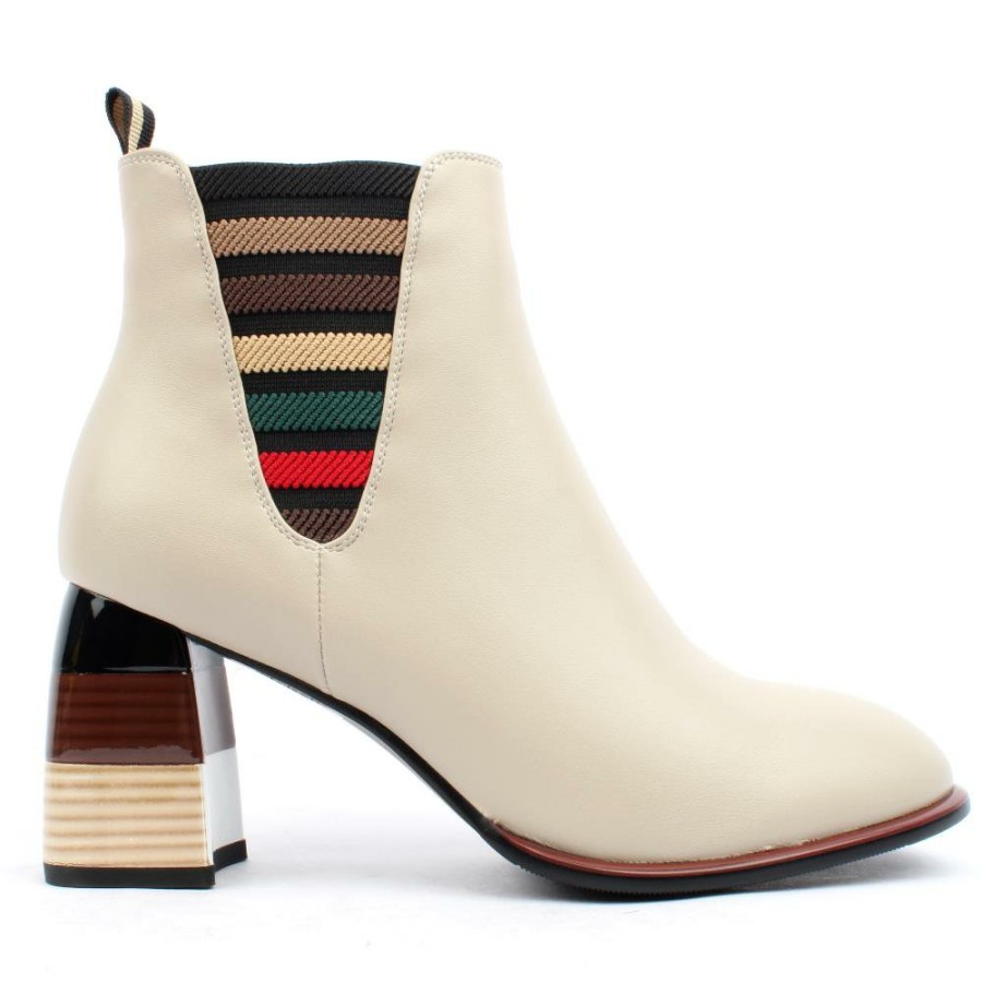 Women Redz | D3737 Ankle Boot - Beige