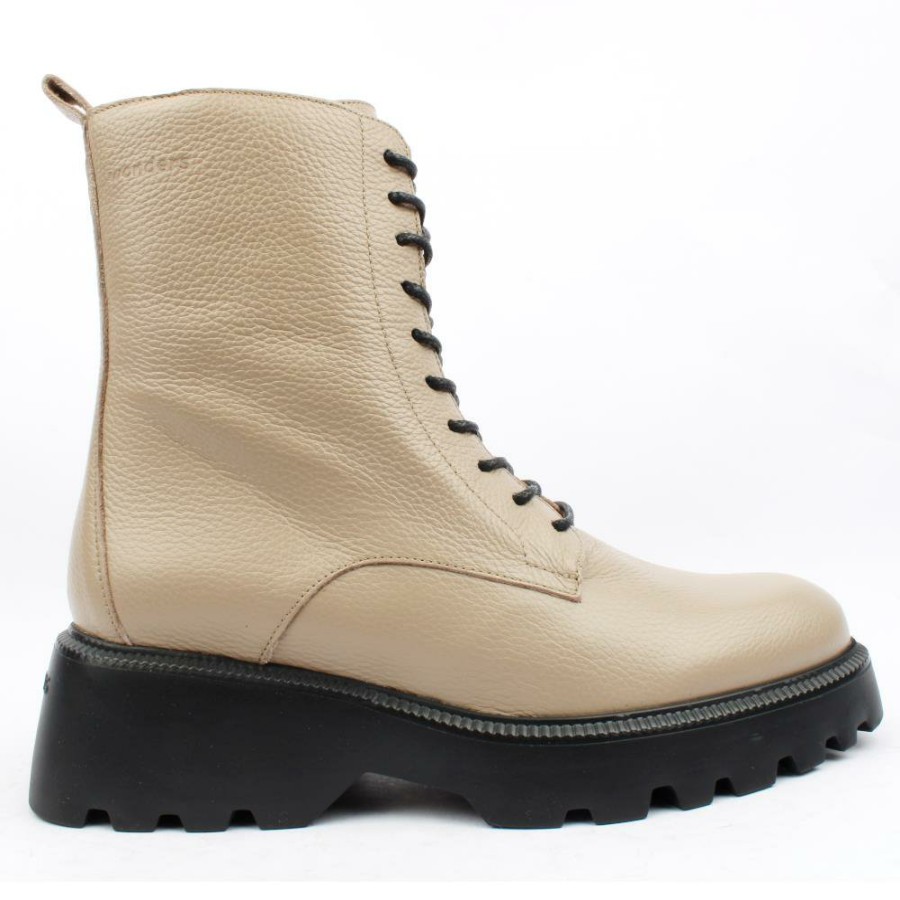 Women Wonders | C7205 Laced Boot - Taupe