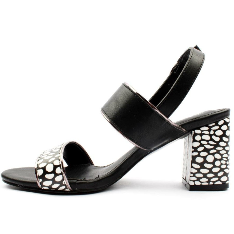 Women Lunar | Jly203 Darla Sandal - Black