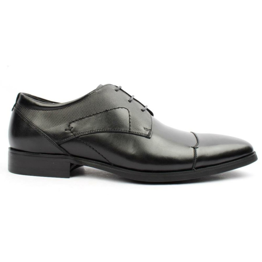 Men Escape | Adlaniti Laced Shoe - Black