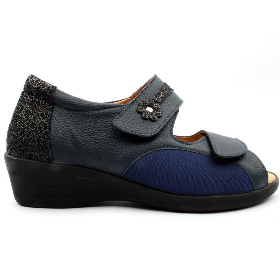 Women Softmode | Stacey Closed Heel Sandal - Navy Multi