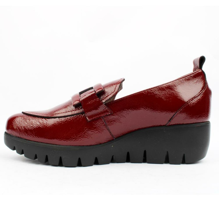 Women Wonders | C33303 Slip On Shoe - Wine