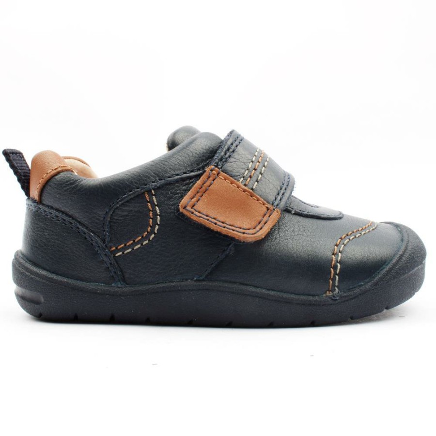 Kids Startrite | Footprint Strap Shoe - Navy Leather F