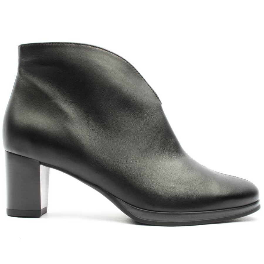 Women Ara | 23400 Ankle Heeled Boot - Black Leather