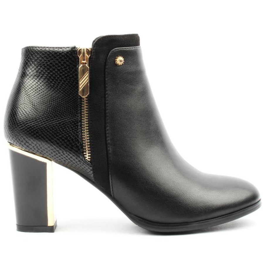 Women Redz | F49 Ankle Boot - Black