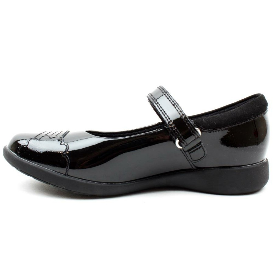 Kids Clarks | Etch Beam K Strap Shoe - Black Patent E