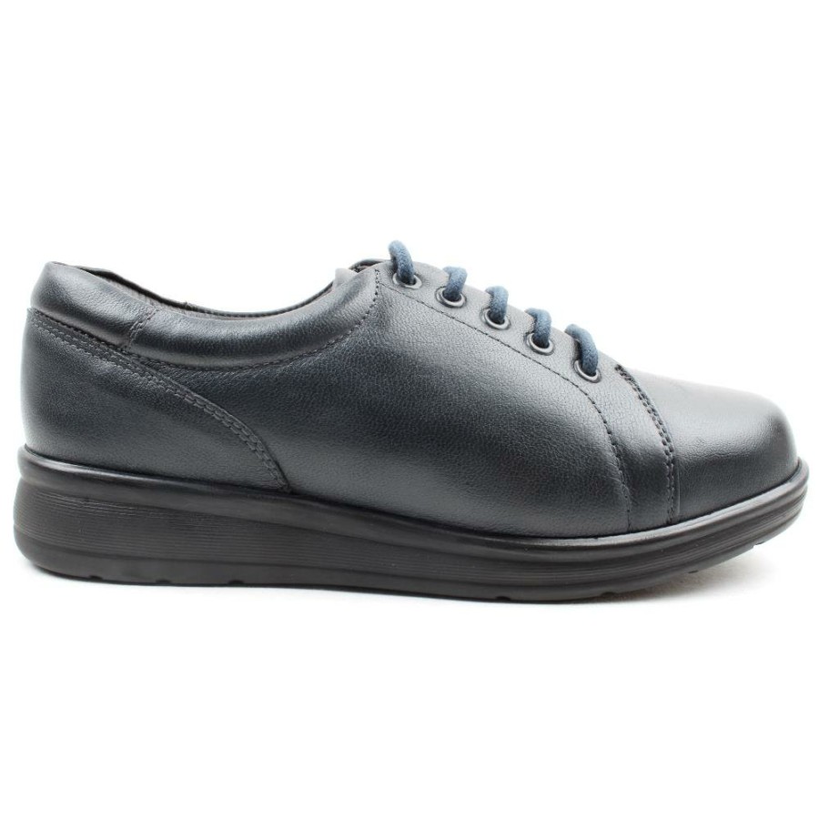 Women DB | 78945 Bracken 2V Laced Shoe - Navy